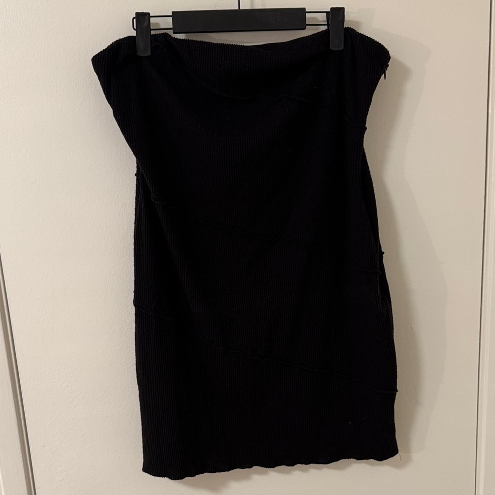 Black Fitted Skirt